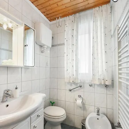 Σπίτι διακοπών Primula Cottage, A Step Away From *